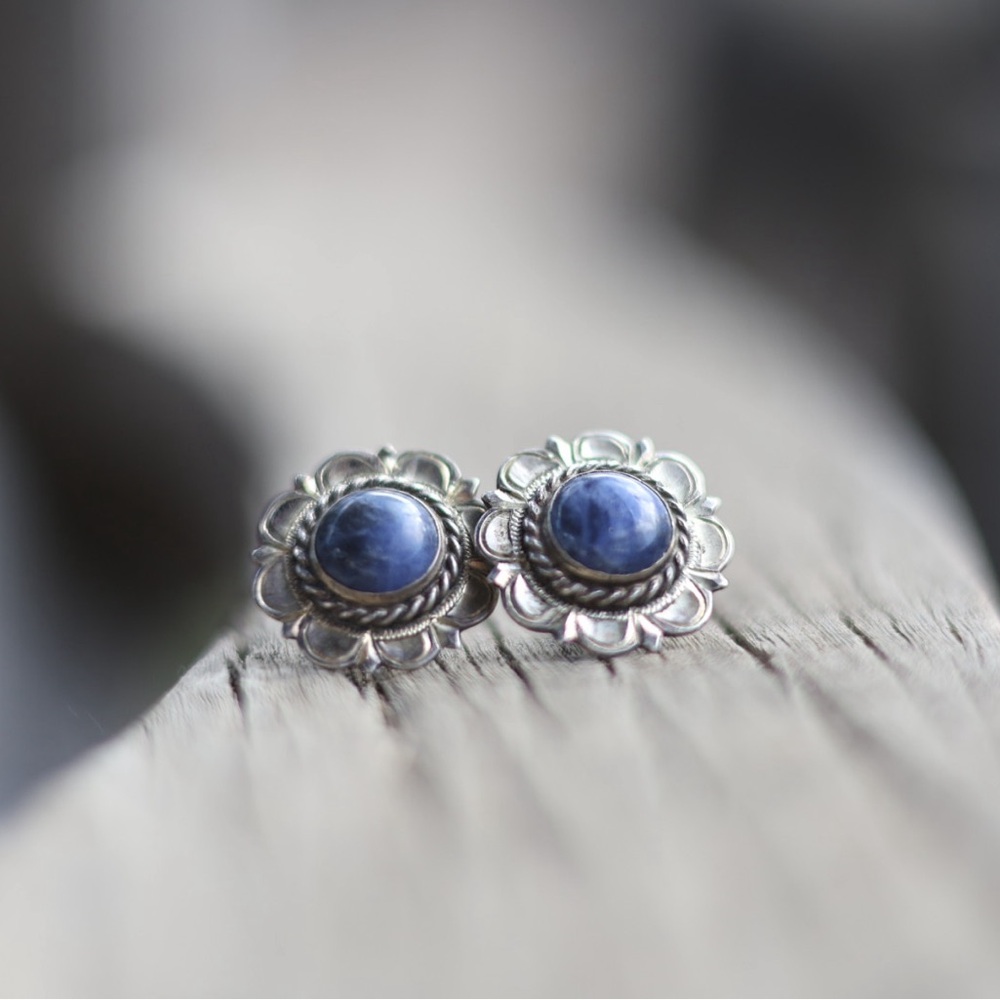 Vintage Elk Creek | Mexico Sterling Silver Flower Stud Earrings | Blue Cabochon